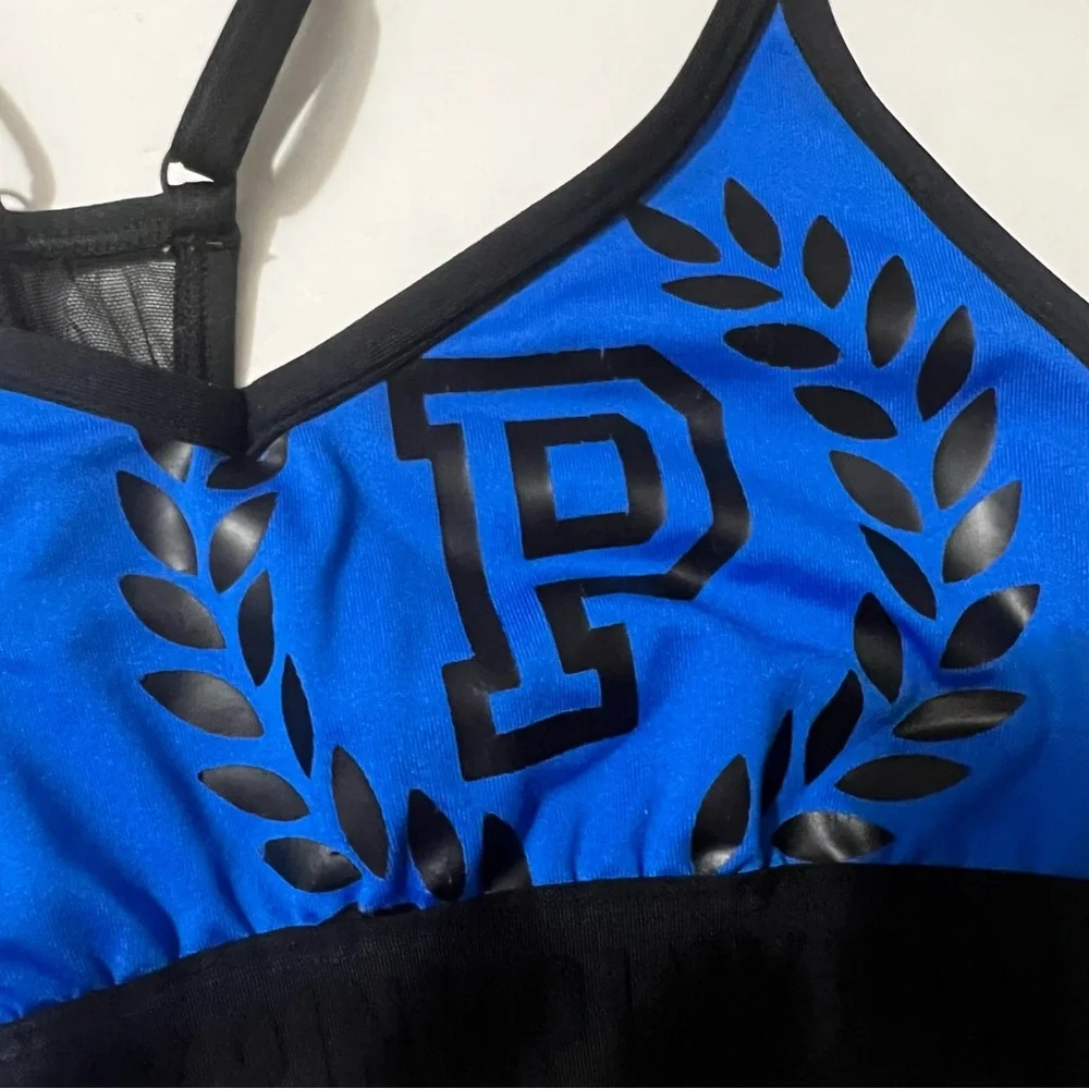 Pink Victoria's Secret work out bra size XS. Blue. - Picture 3 of 5